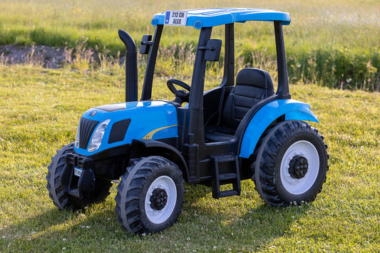 Exclusive 24V Electric Blue Tractor and Trailer (Trailer Included)