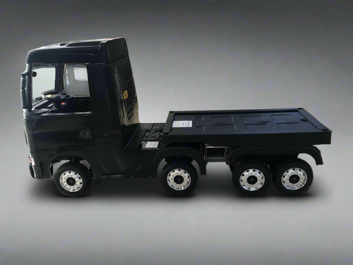 Official Scania Black 24v Ride-On Truck & Trailer (Exclusive)